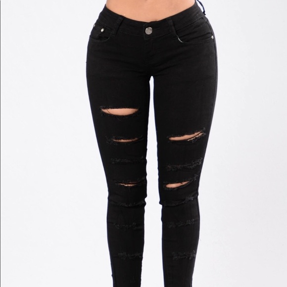 Fashion Nova Denim - Skinny Jeans 🖤 Distressed Fashion Nova 15/16
